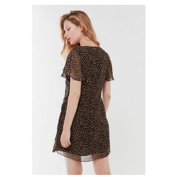 Urban Outfitters Rosalee V-Neck Flutter Sleeves A-line Mini Dress Black Sz M - Picture 6 of 16